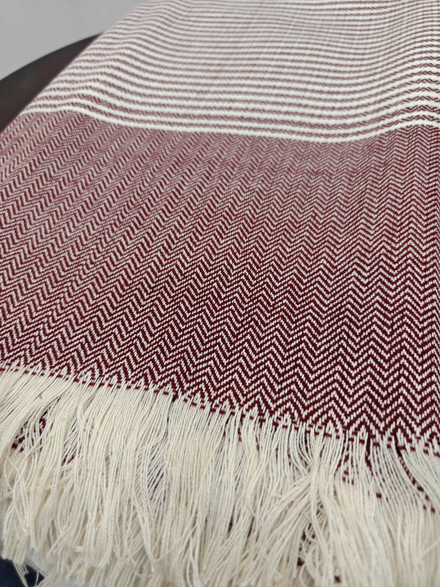 handwoven maroon and white shawl handwoven maroon and white shawl fringes