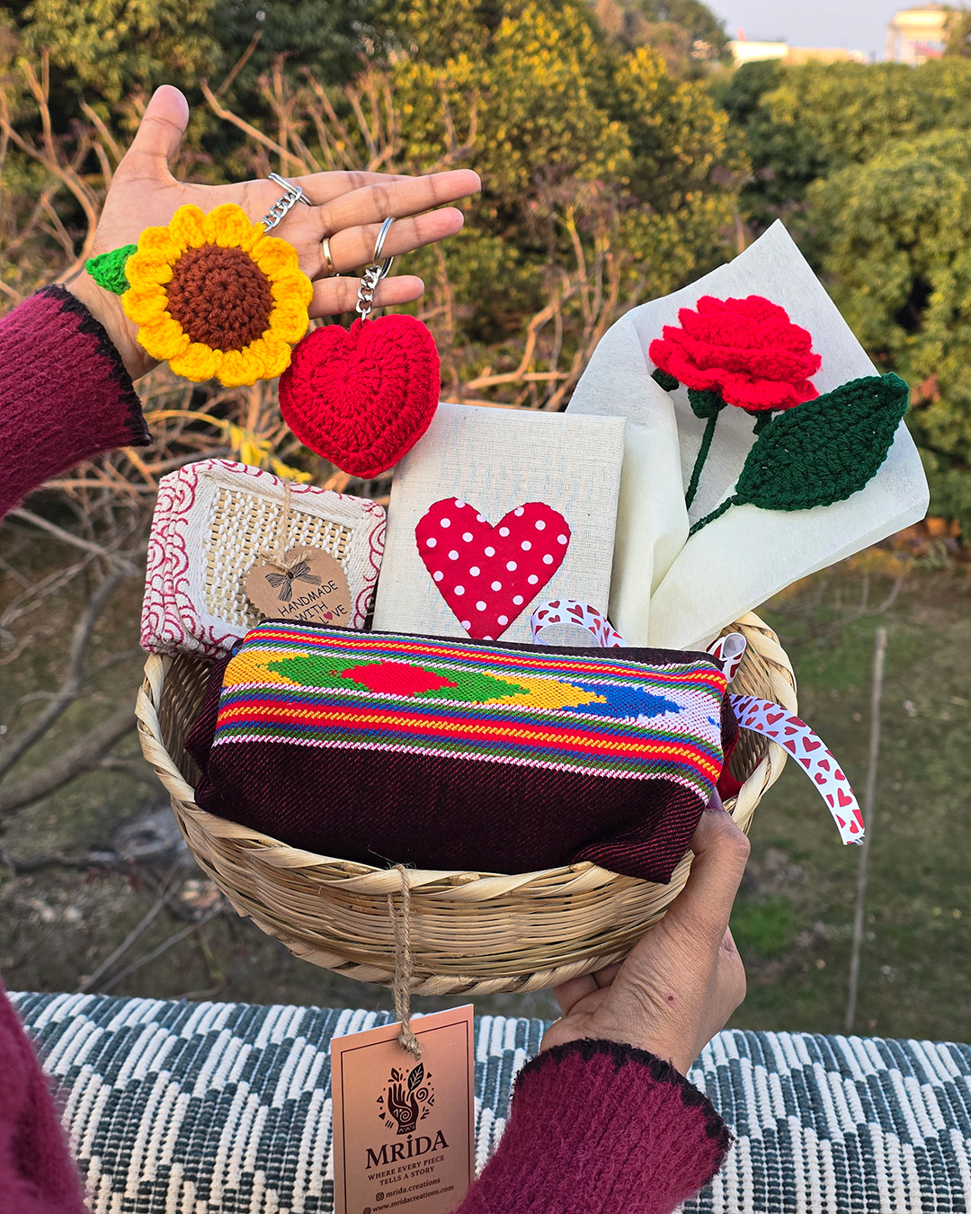 valentine's gift hamper Handmade valentine's gift hamper with red rose